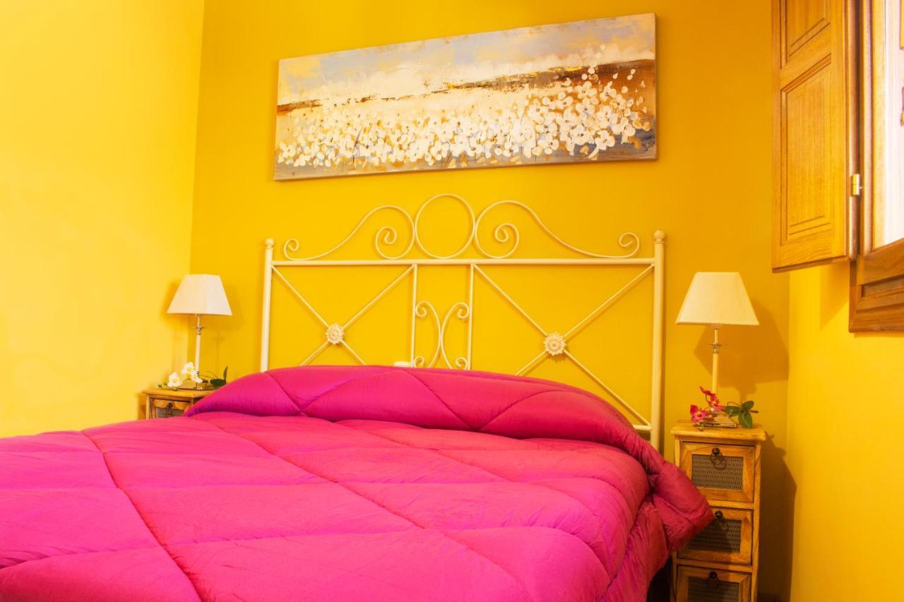 Puerta Bubion Apartamentos Bagian luar foto