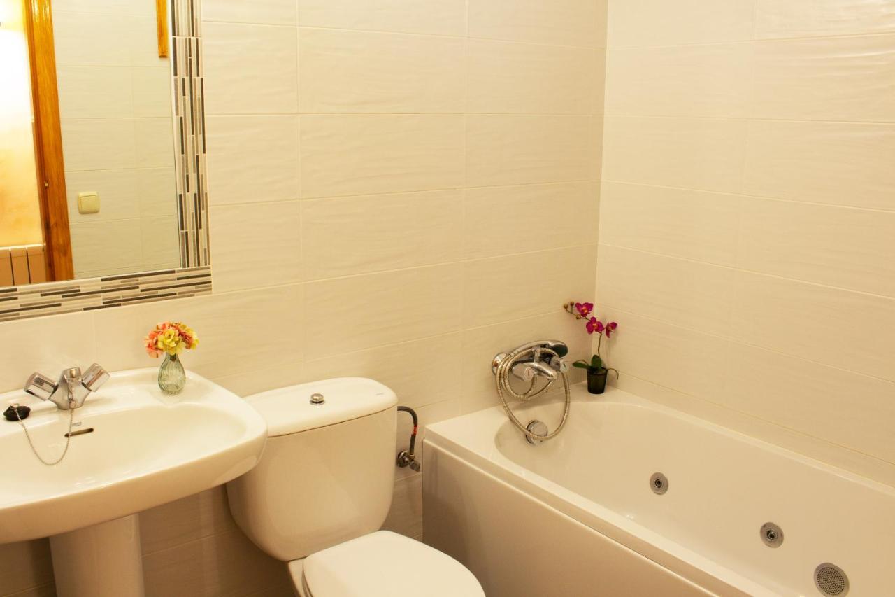 Puerta Bubion Apartamentos Bagian luar foto