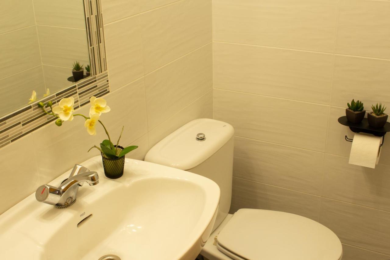 Puerta Bubion Apartamentos Bagian luar foto